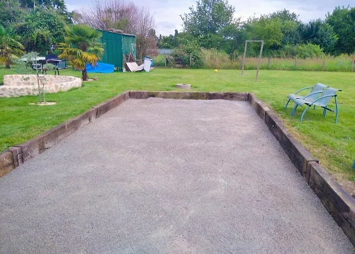 Les Cytises Проживание в семье Allonnes (Sarthe)